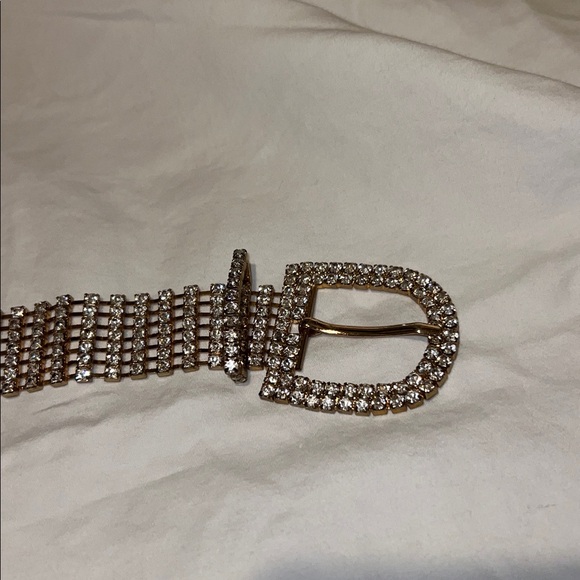 Gold Chain Rhinestone Belt - Picture 4 of 5